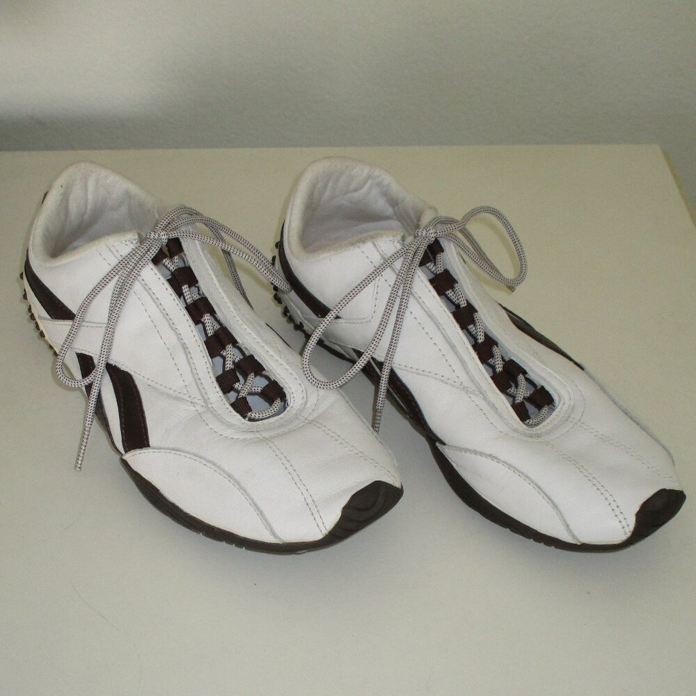 Reebok Womens White Lace-up Fashion Sneaker Shoe - Size 7.5M